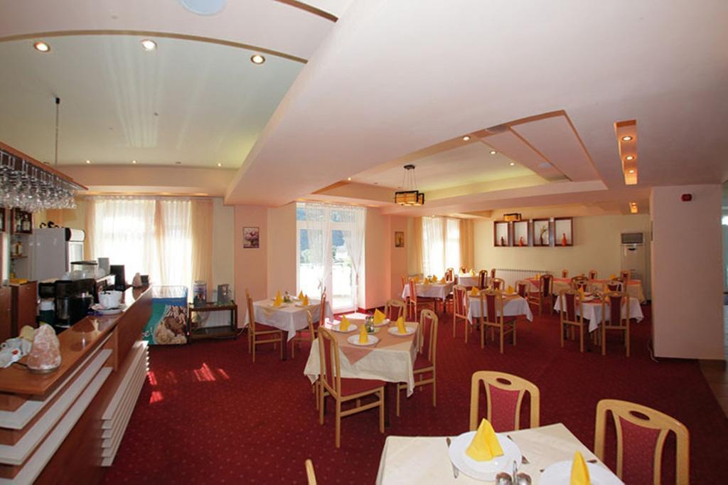 Hotel International Băile Herculane Esterno foto