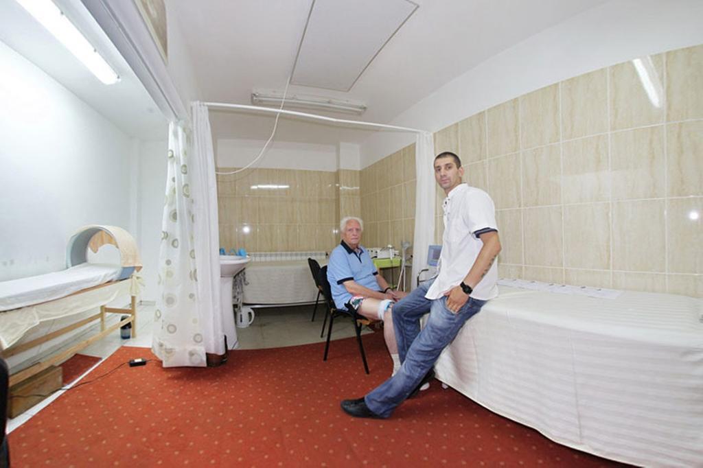 Hotel International Băile Herculane Esterno foto